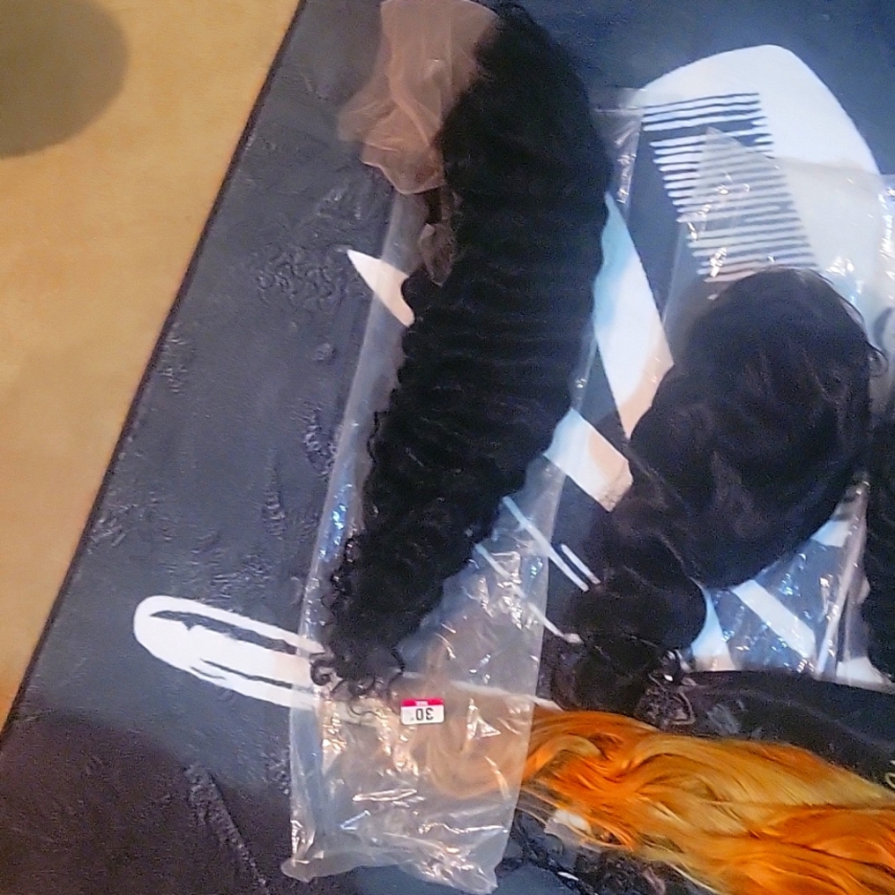 Women's wigs